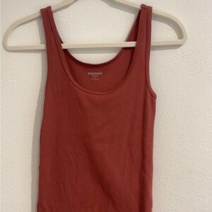 Old Navy Women's Red Tank Top